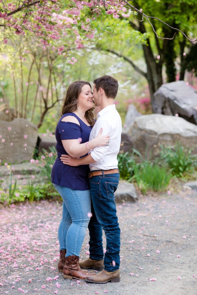 spring engagement photos ideas